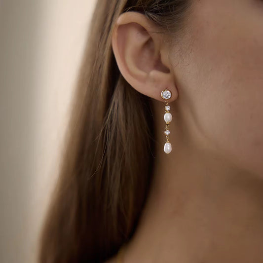 White Wave Shine Drop Earring