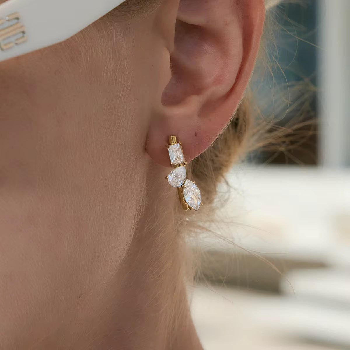 Lumiere U Shaped Hoops