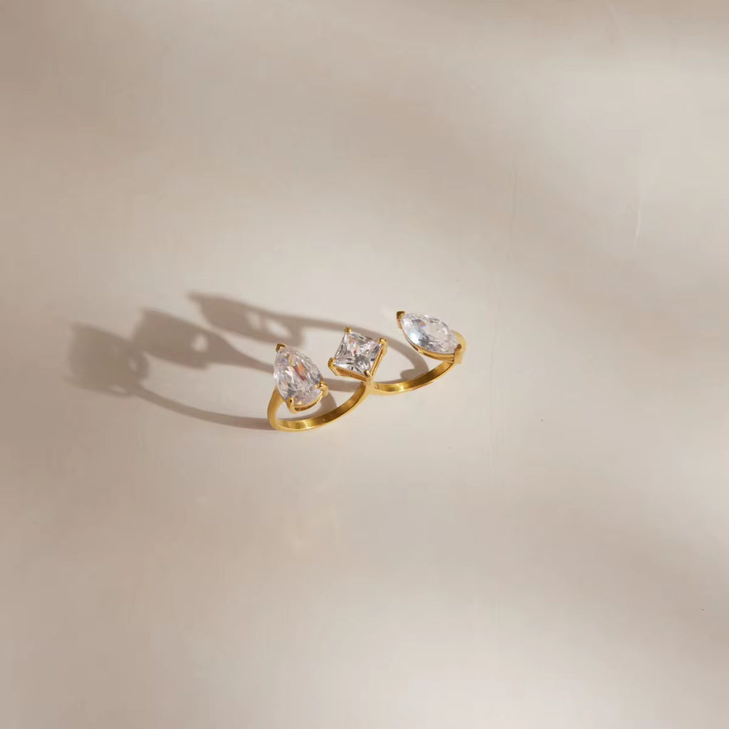 Glowmore Two-Finger Ring