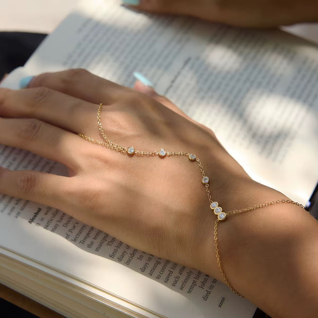 Lumi Hand Chain