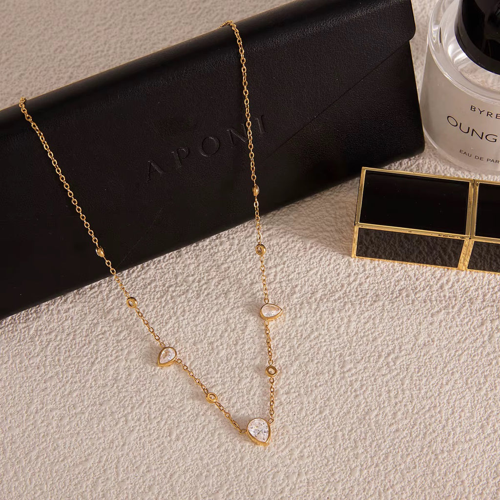 Teardrop Shine Necklace