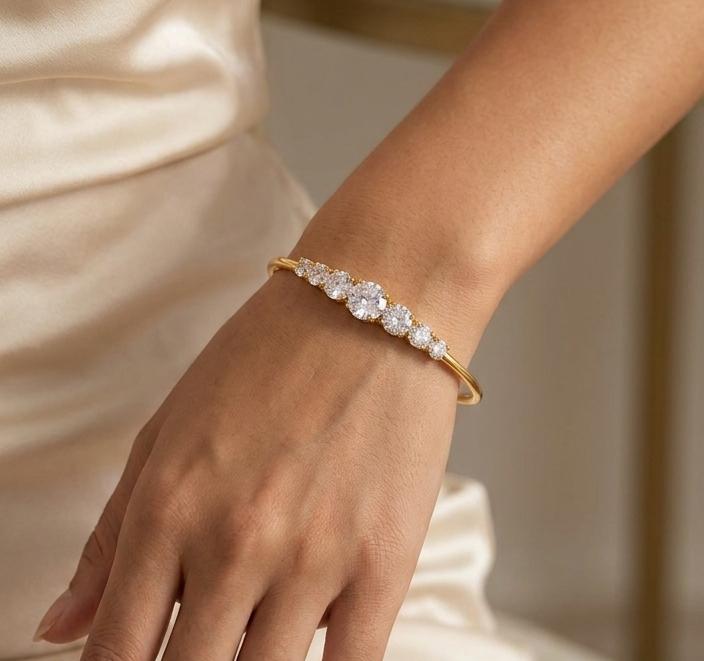 Stella Cluster Cuff Bangle