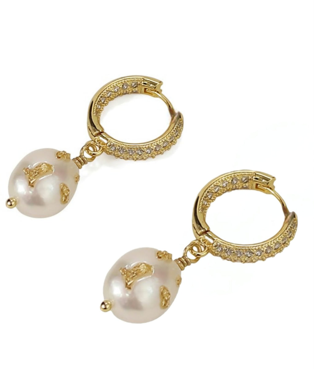 Lumi Pearl Hoops